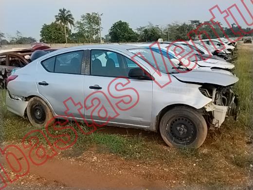 NISSAN VERSA 2019, foto 4 de 19