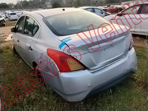 NISSAN VERSA 2019, foto 8 de 19