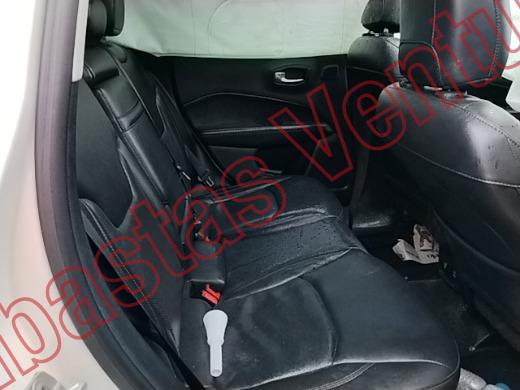 JEEP COMPASS 2018, foto 13 de 19