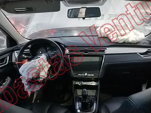 MG MG5 2023, foto 14 de 19