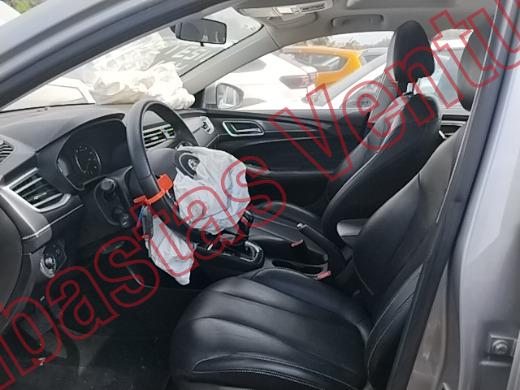 MG MG5 2023, foto 17 de 19