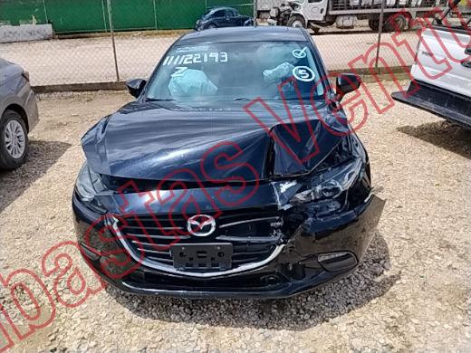 MAZDA MAZDA 3 2018, foto 2 de 19