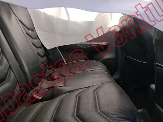 NISSAN VERSA 2021, foto 13 de 19