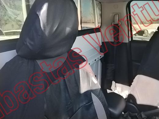 NISSAN NP 300 2023, foto 13 de 19