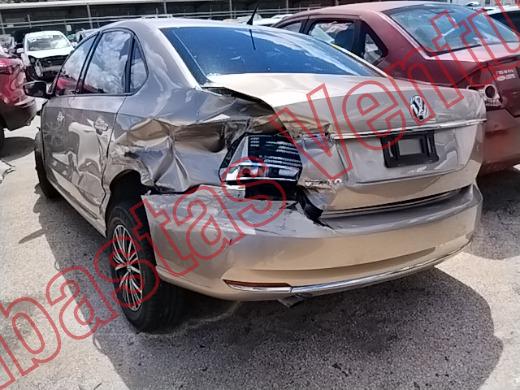VOLKSWAGEN VENTO 2017, foto 7 de 19