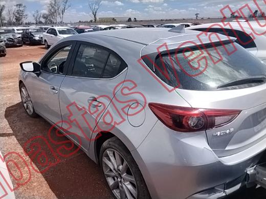 MAZDA MAZDA 3 2017, foto 7 de 19