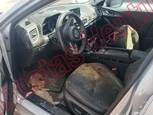 MAZDA MAZDA 3 2017, foto 17 de 19