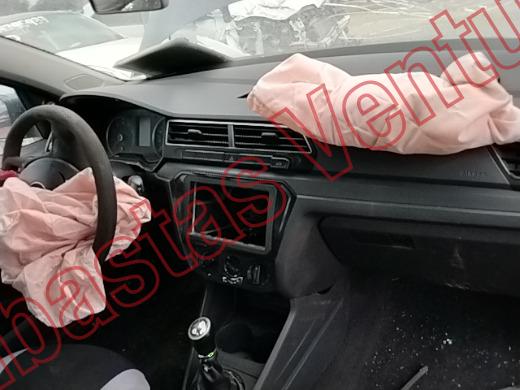 VOLKSWAGEN GOL 2018, foto 14 de 19