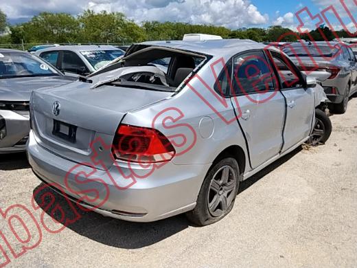VOLKSWAGEN VENTO 2019, foto 5 de 19