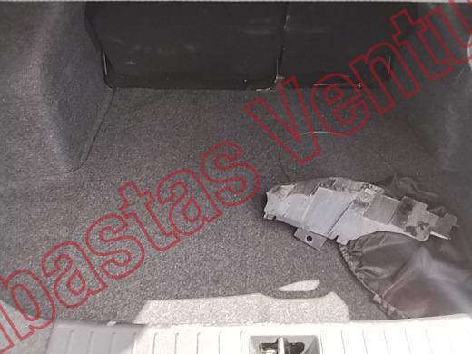 NISSAN VERSA 2024, foto 15 de 19