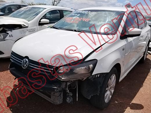 VOLKSWAGEN VENTO 2015, foto 1 de 19