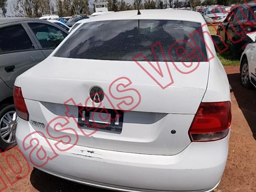 VOLKSWAGEN VENTO 2015, foto 6 de 19