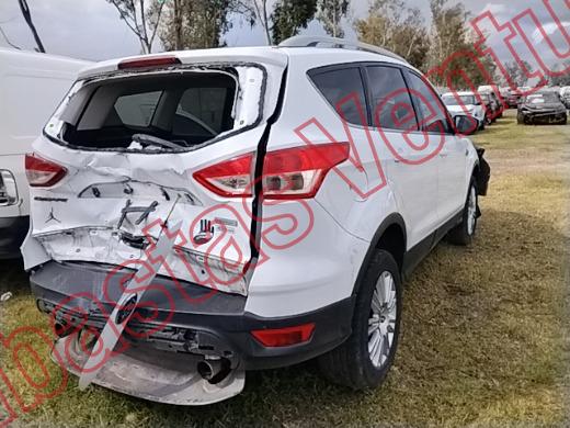 FORD ESCAPE 2016, foto 5 de 19