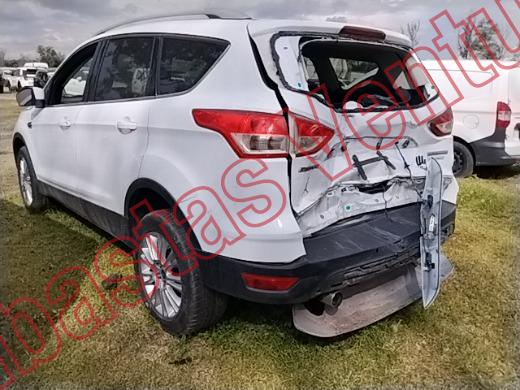 FORD ESCAPE 2016, foto 7 de 19