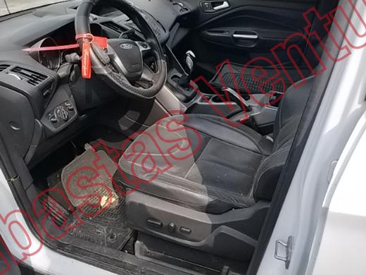 FORD ESCAPE 2016, foto 17 de 19