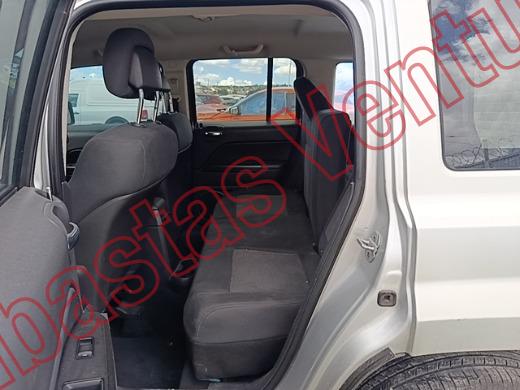 JEEP PATRIOT 2011, foto 16 de 19
