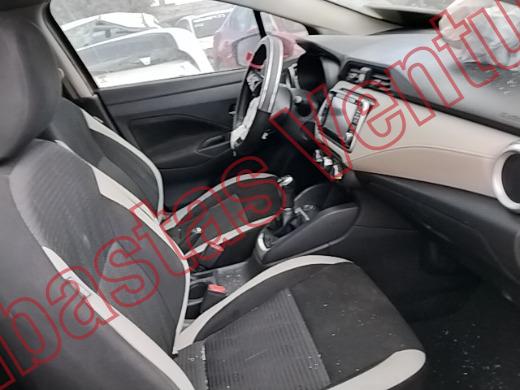 NISSAN VERSA 2022, foto 12 de 19