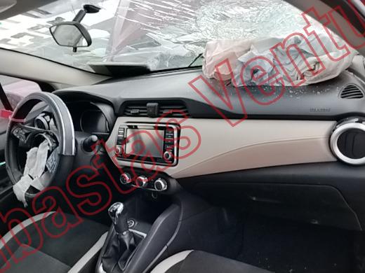 NISSAN VERSA 2022, foto 14 de 19