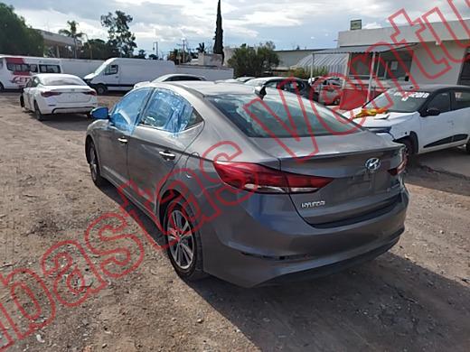 HYUNDAI ELANTRA 2018, foto 7 de 19