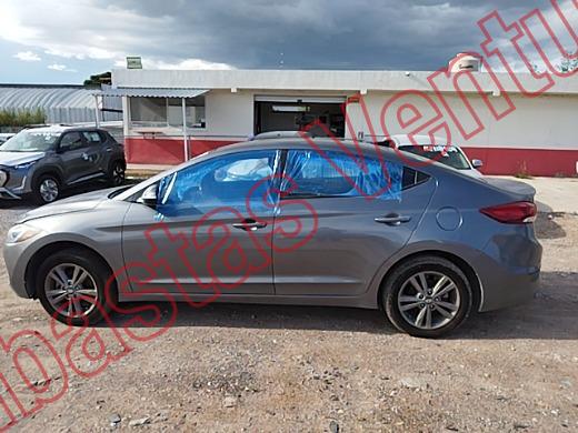 HYUNDAI ELANTRA 2018, foto 8 de 19