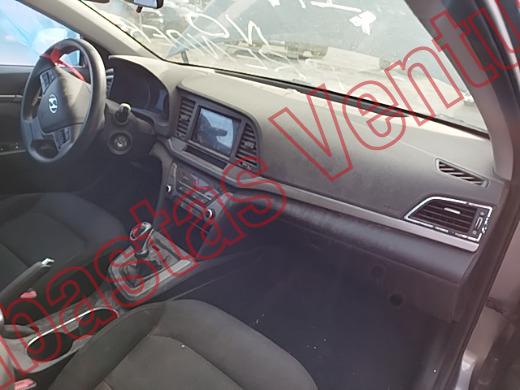 HYUNDAI ELANTRA 2018, foto 14 de 19