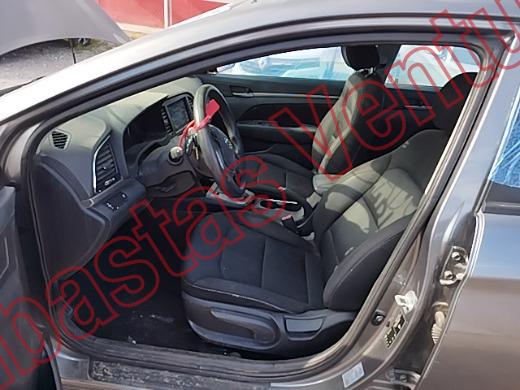 HYUNDAI ELANTRA 2018, foto 17 de 19
