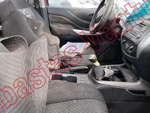 NISSAN FRONTIER  2016, foto 12 de 19