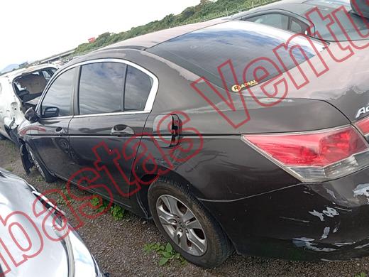HONDA ACCORD 2011, foto 8 de 19
