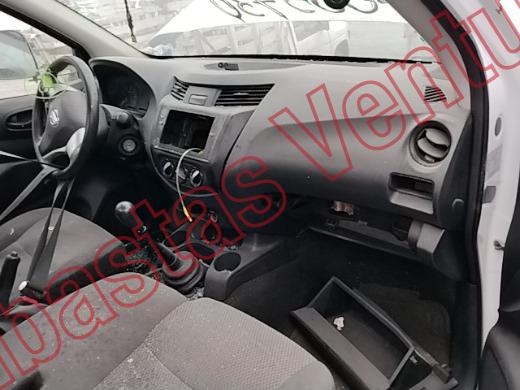 NISSAN NP300 2019, foto 14 de 19