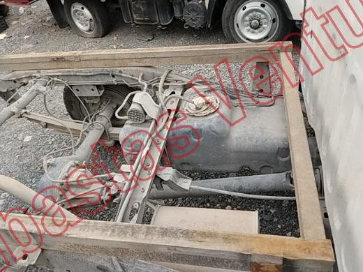 NISSAN NP300 2019, foto 15 de 19