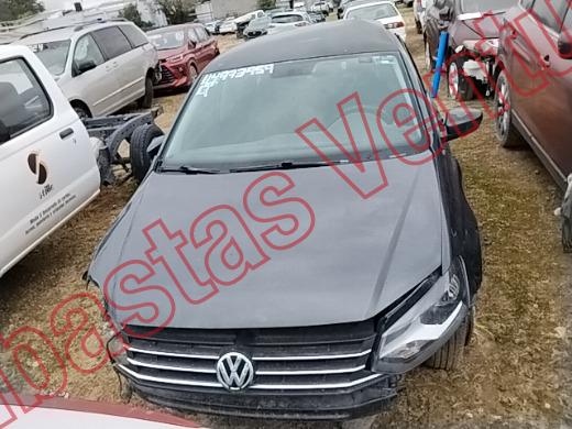 VOLKSWAGEN VENTO 2016, foto 2 de 19