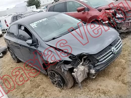 VOLKSWAGEN VENTO 2016, foto 3 de 19