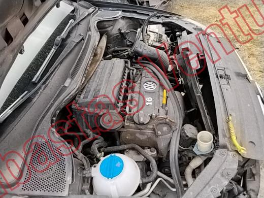 VOLKSWAGEN VENTO 2016, foto 11 de 19