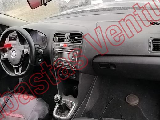 VOLKSWAGEN VENTO 2016, foto 14 de 19