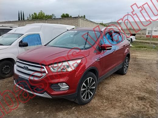 FORD ESCAPE 2018, foto 1 de 19