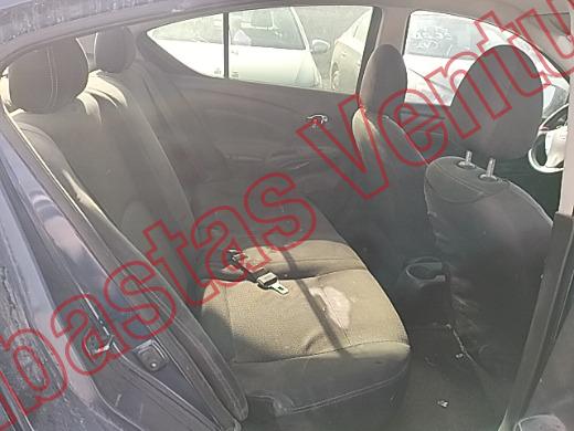 NISSAN VERSA 2018, foto 13 de 19
