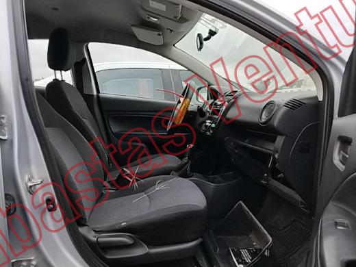 MITSUBISHI MIRAGE 2019, foto 12 de 19