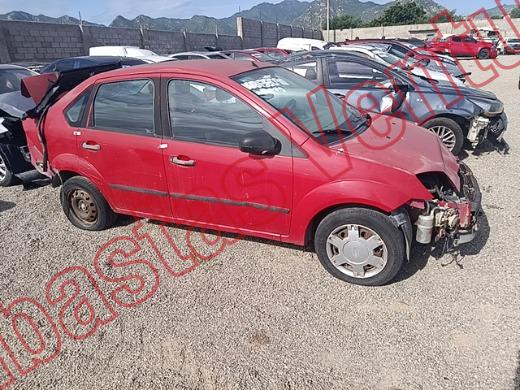 FORD FIESTA 2006, foto 4 de 19