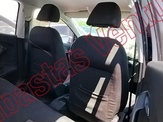 HYUNDAI GRAND I10 2016, foto 13 de 19