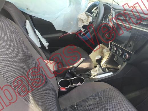 TOYOTA COROLLA 2017, foto 12 de 19