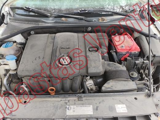 VOLKSWAGEN PASSAT 2013, foto 10 de 19