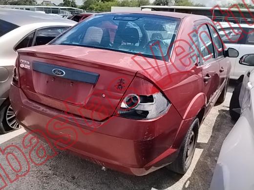 FORD FIESTA 2008, foto 5 de 19