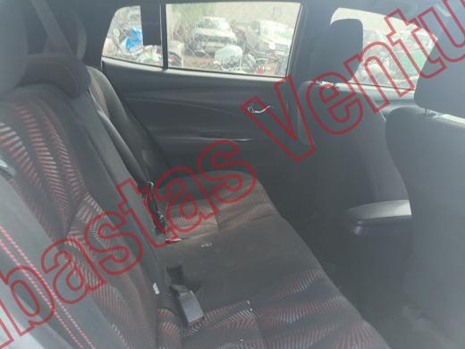 TOYOTA YARIS 2018, foto 13 de 19