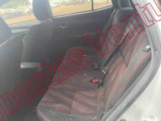 TOYOTA YARIS 2018, foto 16 de 19
