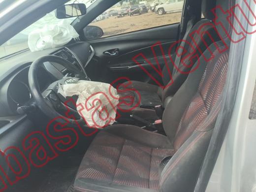TOYOTA YARIS 2018, foto 17 de 19