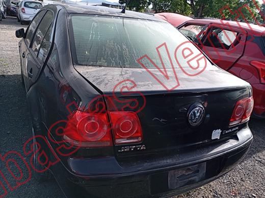 VOLKSWAGEN JETTA 2008, foto 7 de 19