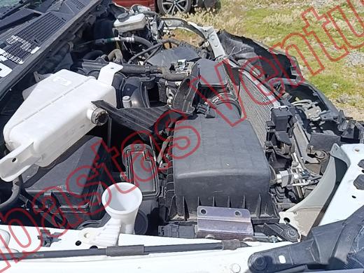 NISSAN NP 300 2023, foto 11 de 19