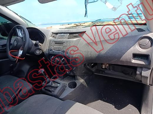 NISSAN NP 300 2023, foto 14 de 19