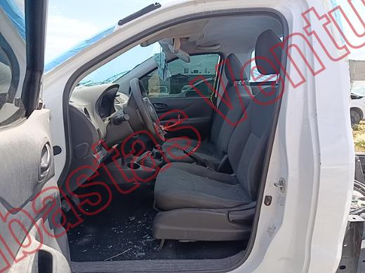 NISSAN NP 300 2023, foto 17 de 19