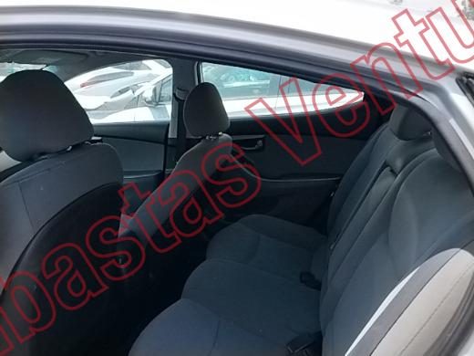 HYUNDAI ELANTRA 2016, foto 16 de 19
